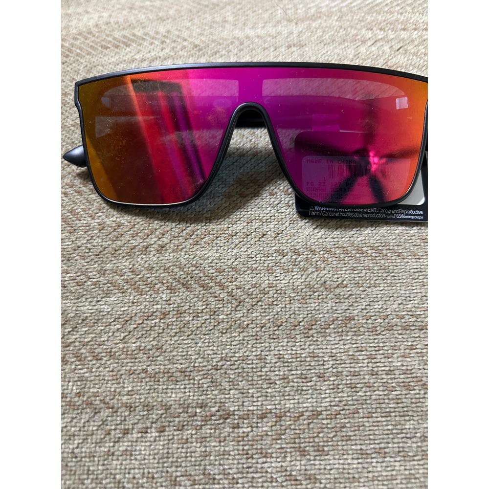 Foster Grant Shield Sunglasses Matte Black Frame Pink Orange Mirrored Lens FG 23